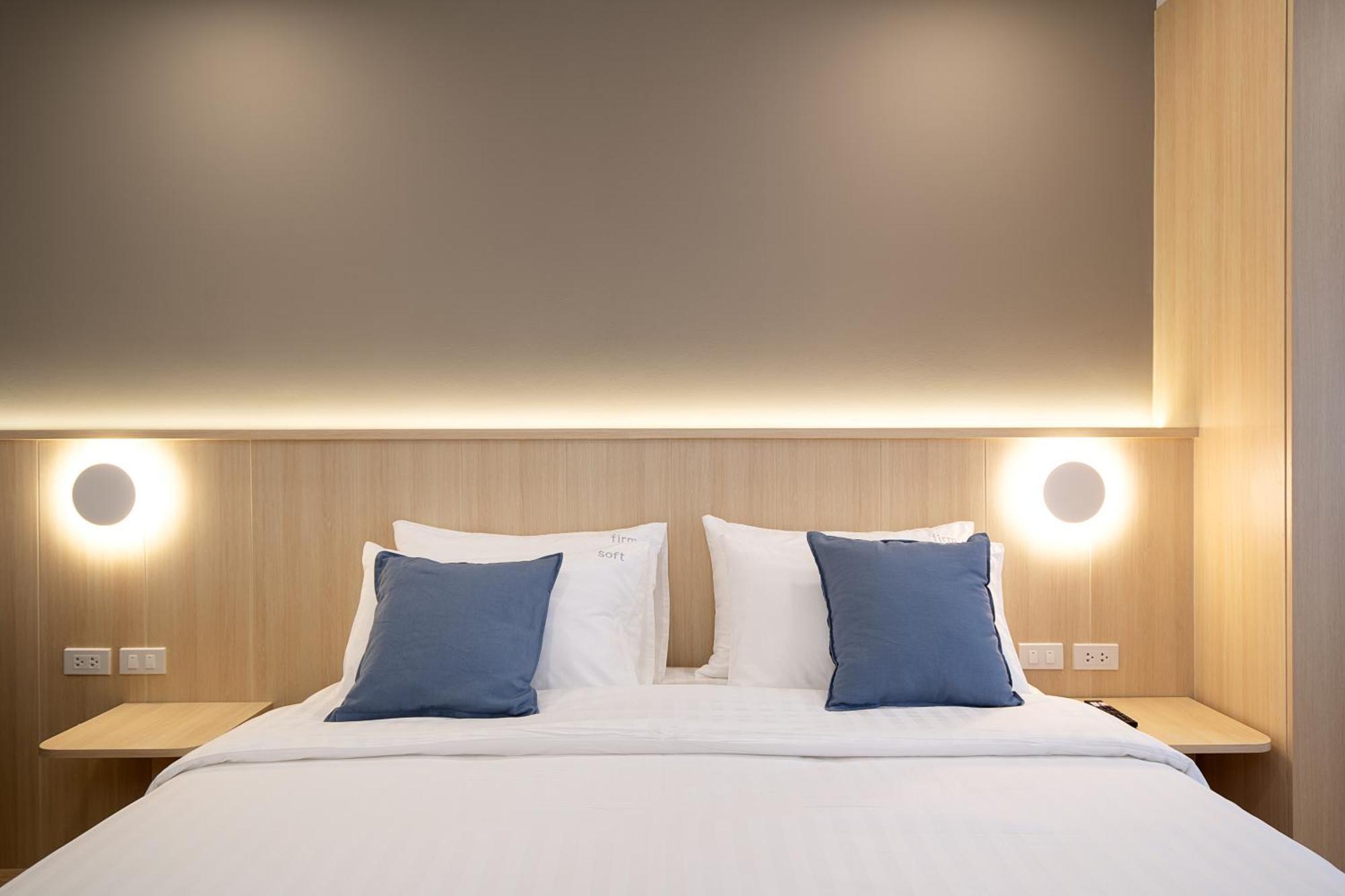 Diya Hotel Bangkok Exterior photo