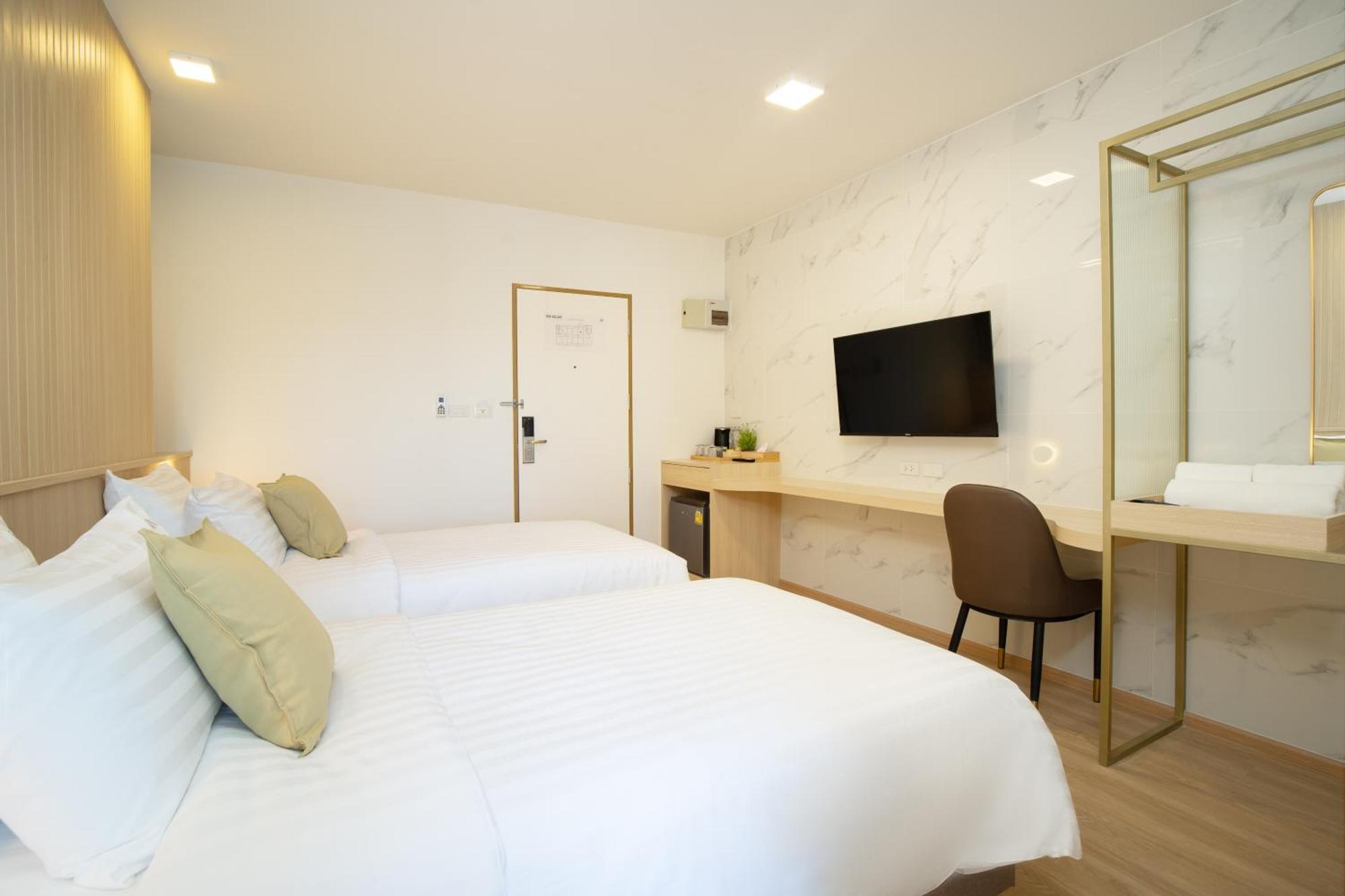 Diya Hotel Bangkok Exterior photo