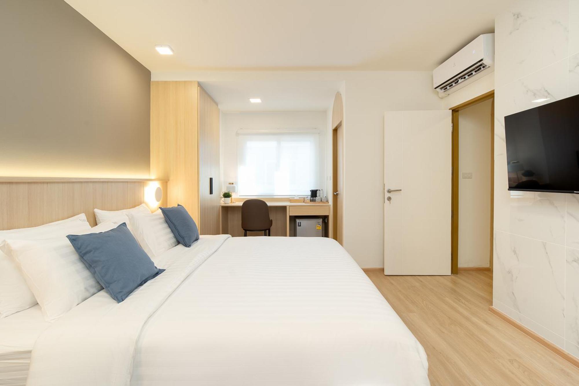 Diya Hotel Bangkok Exterior photo