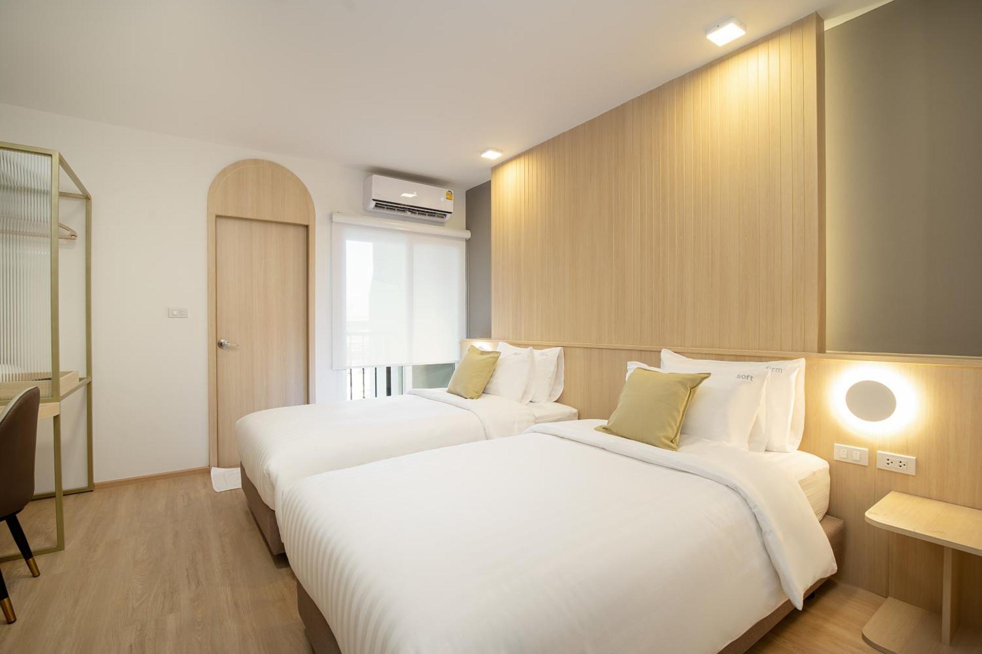 Diya Hotel Bangkok Exterior photo