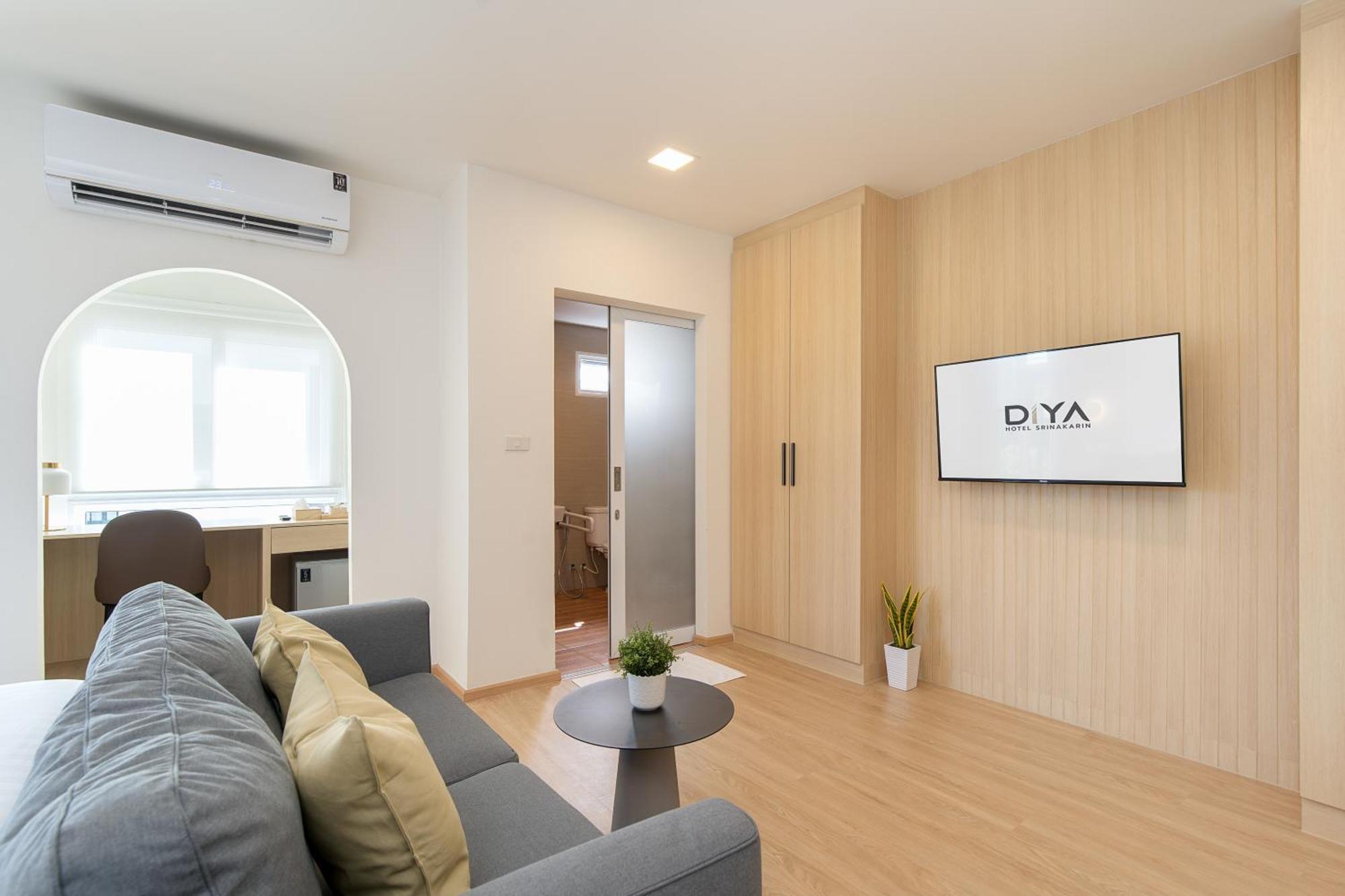 Diya Hotel Bangkok Exterior photo
