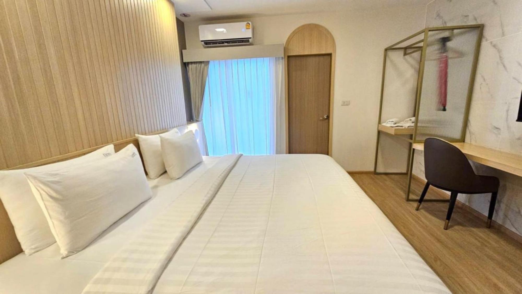 Diya Hotel Bangkok Exterior photo